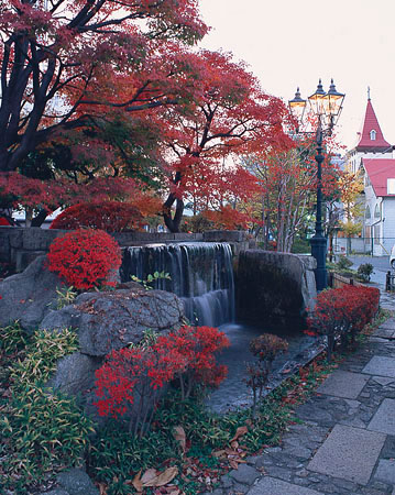 長野県上田市 上田商工会議所前ミニパーク 2005年11月撮影