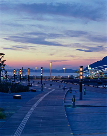 香川県高松市 サンポート高松 2002年8月撮影