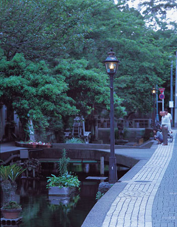 静岡県三島市 宮さんの川 2004年6月撮影