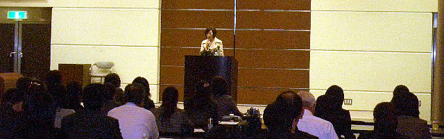 藤野　真紀子
